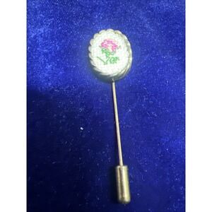 Vintage The Creative Circle Collectible Cross Stitch Lapel Stick Pin